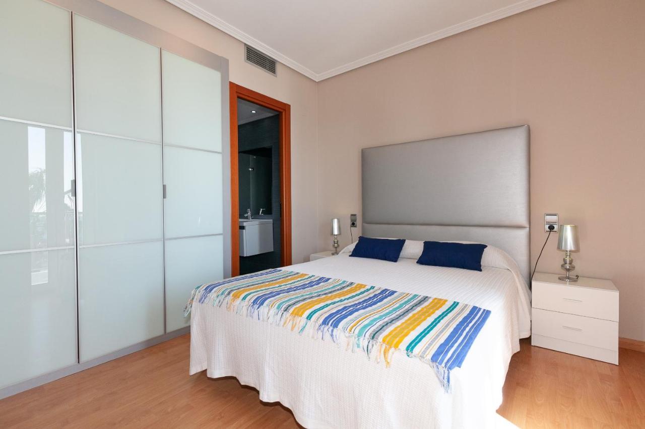 Uhc Las Palmas Apartment Salou Exterior foto